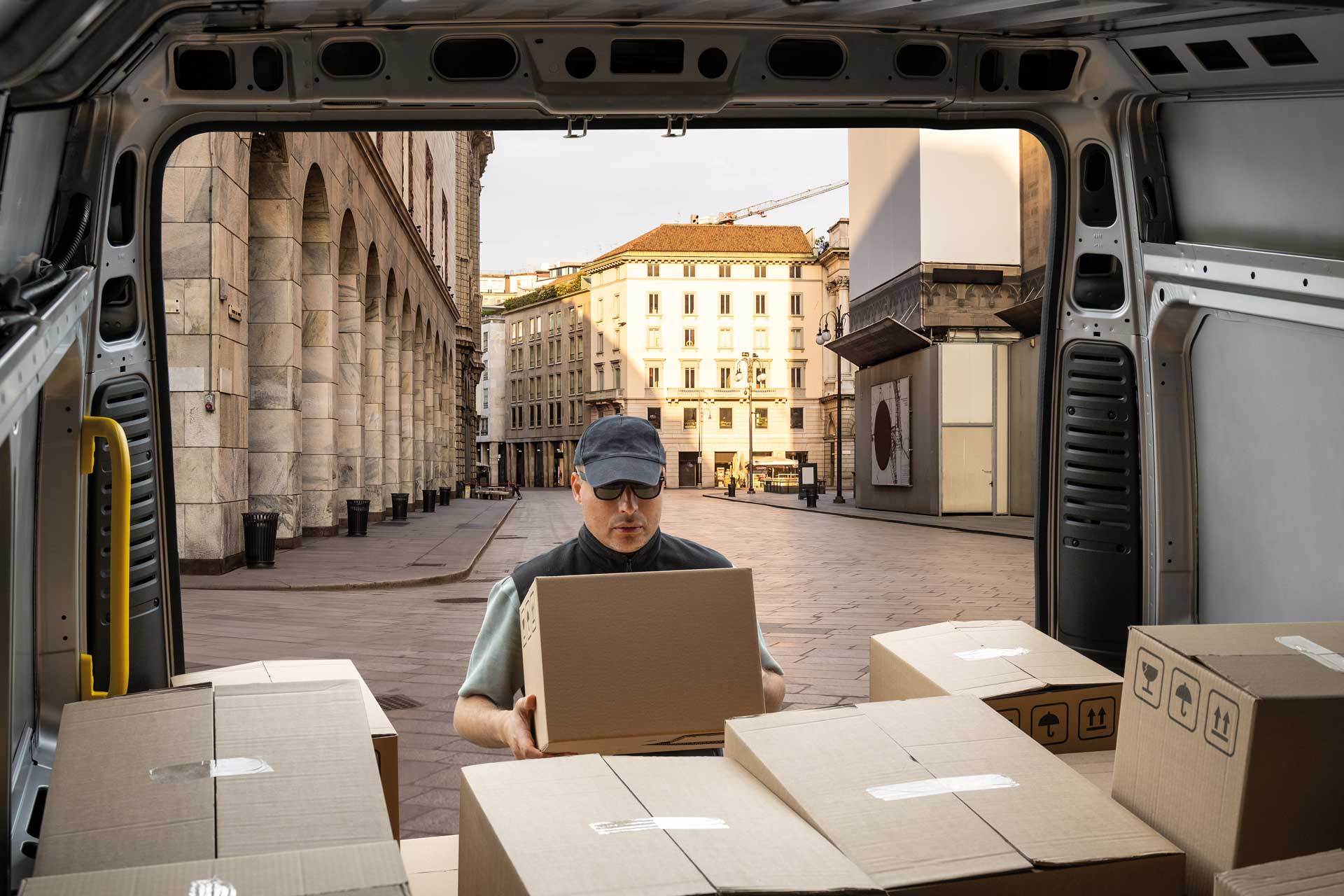 cardcarousel2-card1-eSuperJolly